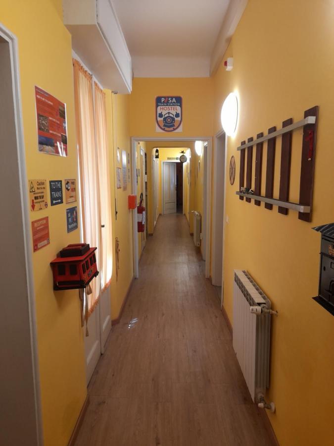 Pisa Train Station Hostel Exteriör bild